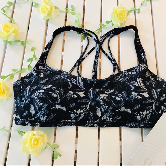 lululemon athletica Other - Free to be zen bra lululemon EEMB blue floral 10